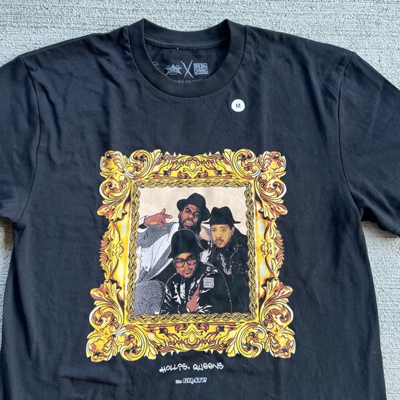 RARE! BARRIERS‎ x RUN DMC GRAPHIC TEE SHIRT HIPHOP DESIGNER HYPE KITH MUSIC BAND - Picture 1 of 8